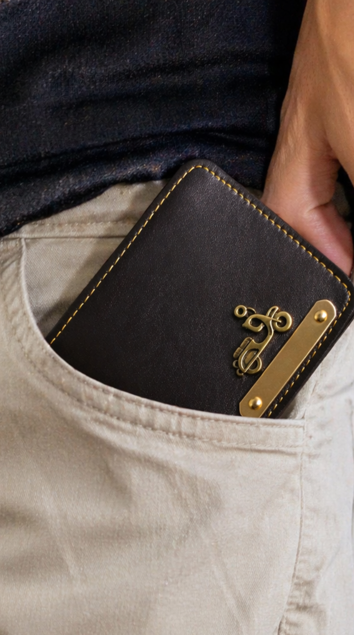 Men’s Leather Bi-Fold Wallet